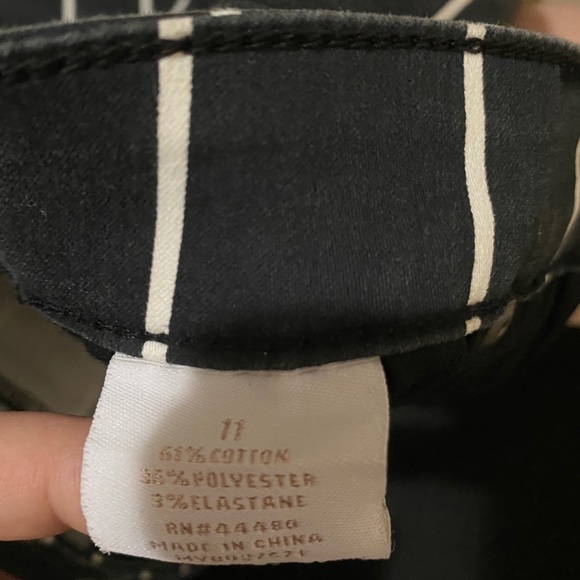 Skirt - Picture 3 of 4